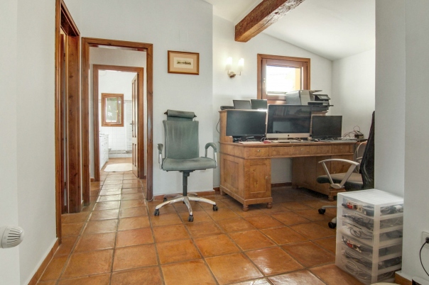 7 bed finca in Benissa