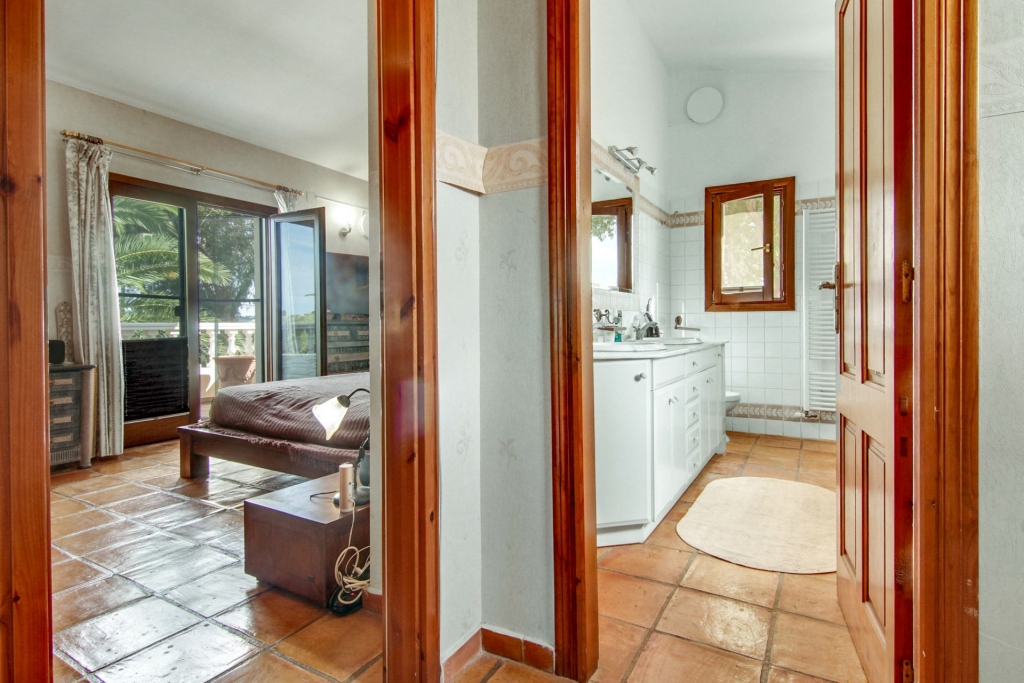 7 bed finca in Benissa