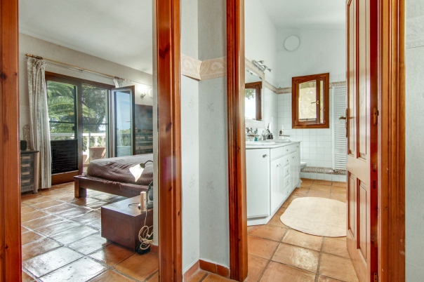 7 bed finca in Benissa
