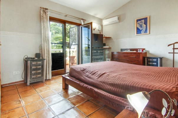 7 bed finca in Benissa