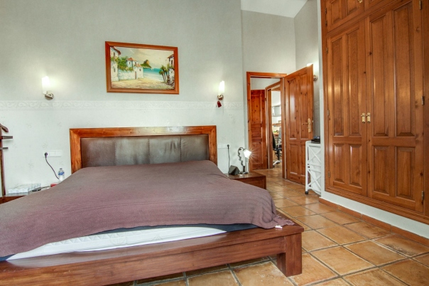7 bed finca in Benissa
