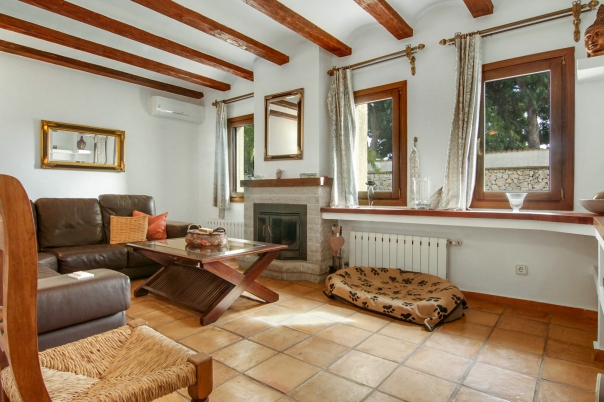 7 bed finca in Benissa