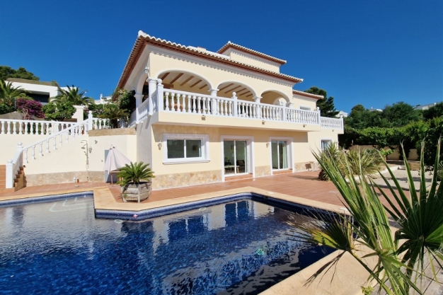 4 bed villa in Moraira