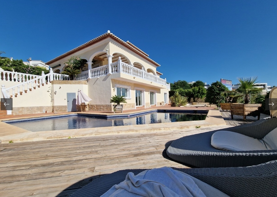4 bed villa in Moraira