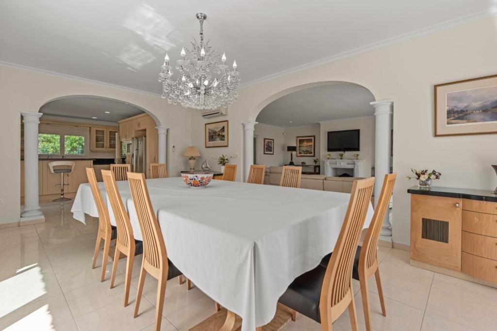 4 bed villas in Moraira