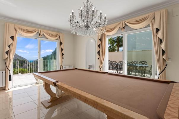 4 bed villas in Moraira