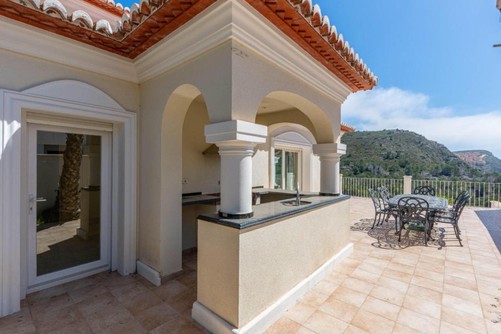 4 bed villas in Moraira