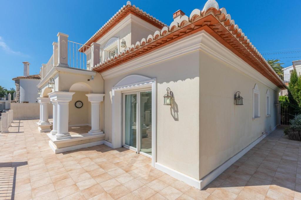 4 bed villas in Moraira