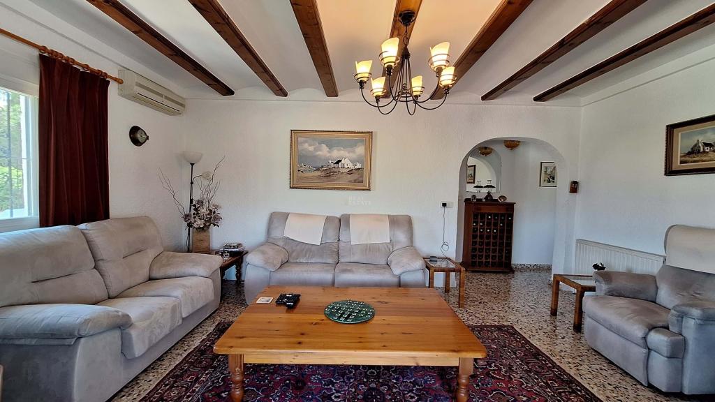 4 bed villa in Orba