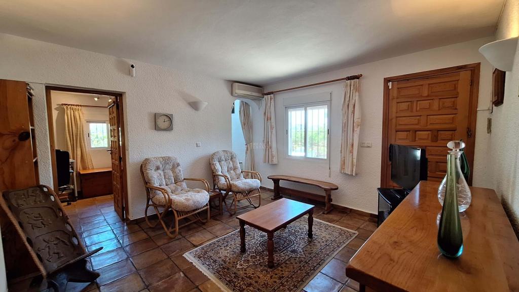 4 bed villa in Orba