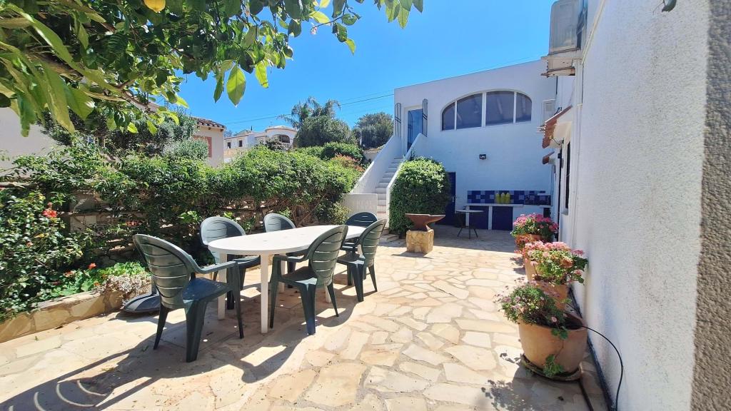 4 bed villa in Orba