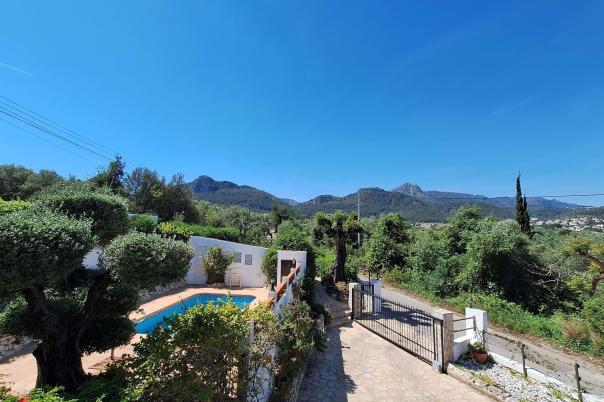 4 bed villa in Orba