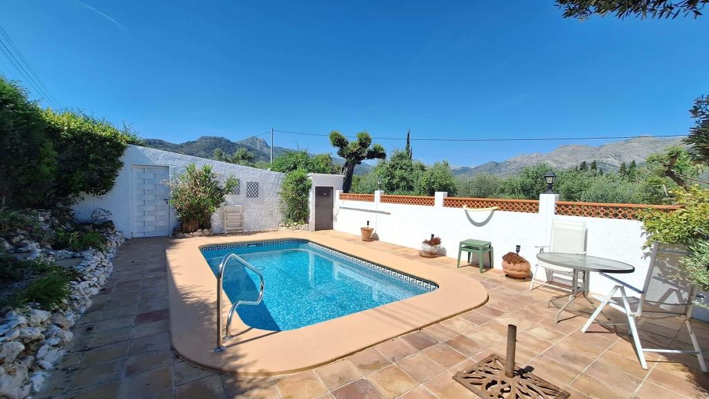 4 bed villa in Orba