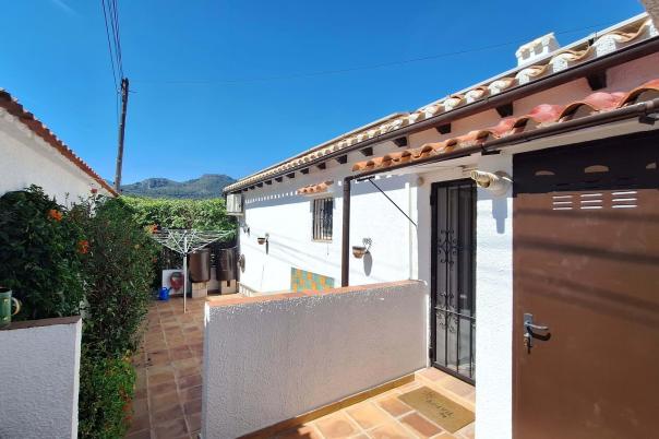 4 bed villa in Orba
