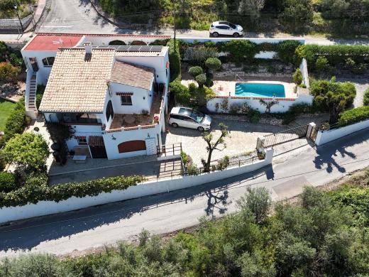 4 bed villa in Orba