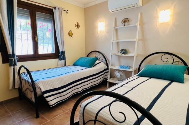4 bed villa in Benitachell