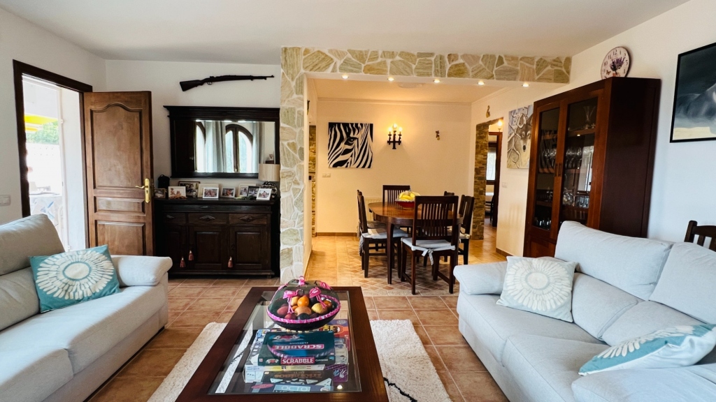 4 bed villa in Benitachell