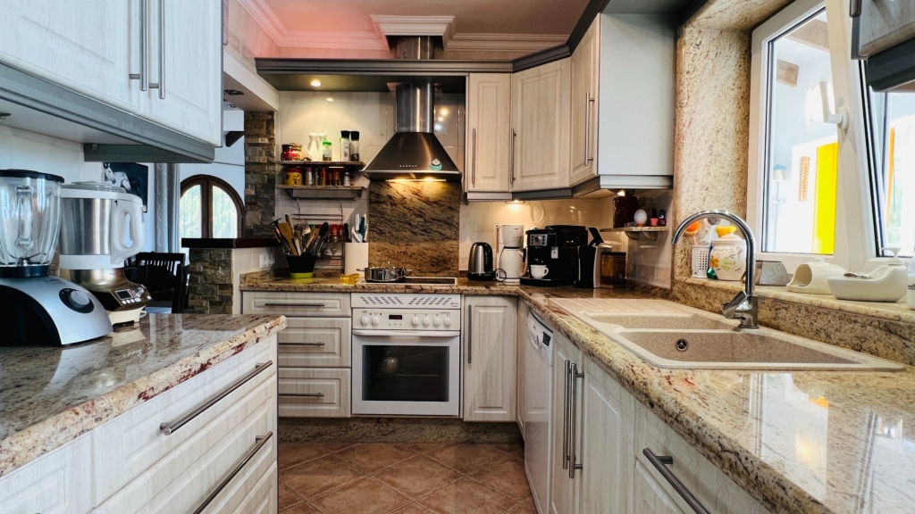 4 bed villa in Benitachell