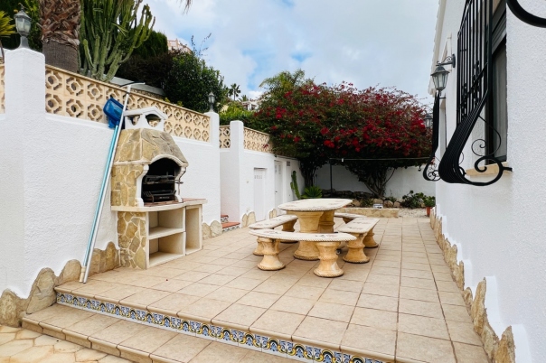 4 bed villa in Benitachell