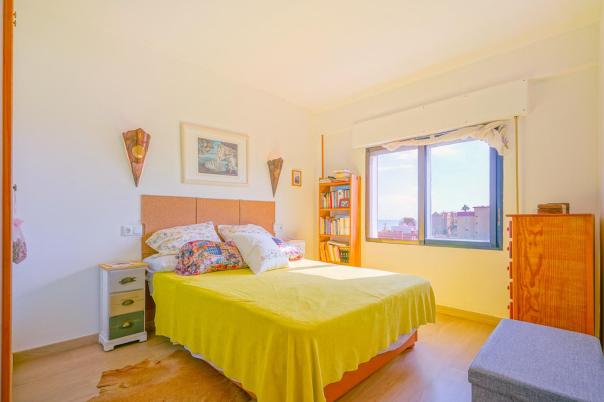 2 bed apartment in Denia