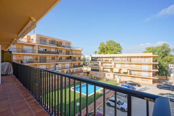 2 bed apartment in Denia