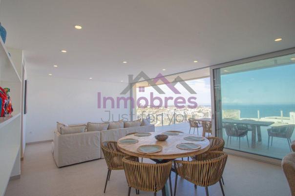 4 bed casa / chalet in Benitachell