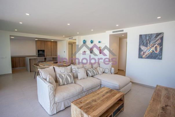 4 bed casa / chalet in Benitachell