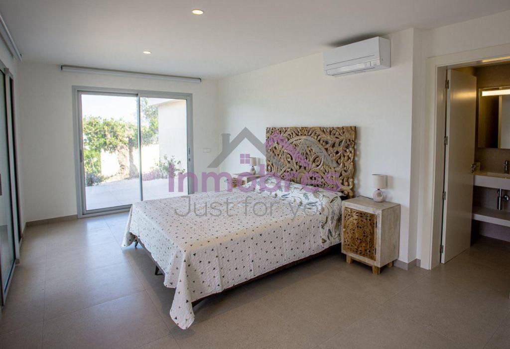 4 bed casa / chalet in Benitachell