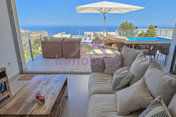 4 bed casa / chalet in Benitachell