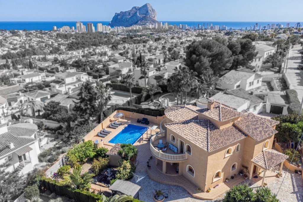 4 bed villa in Calpe