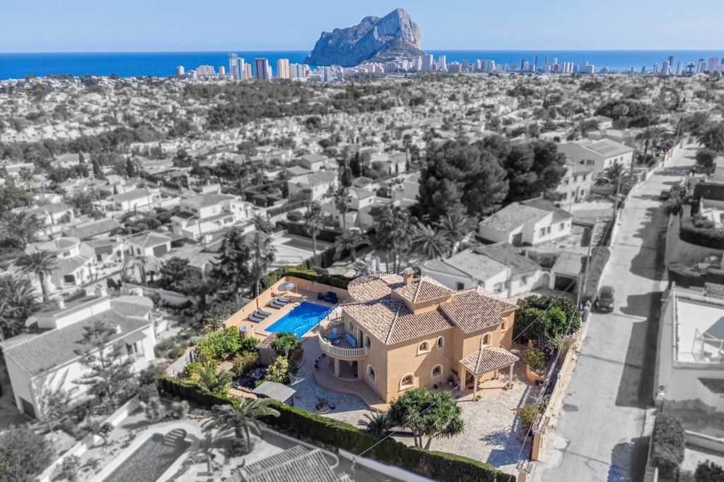 4 bed villa in Calpe