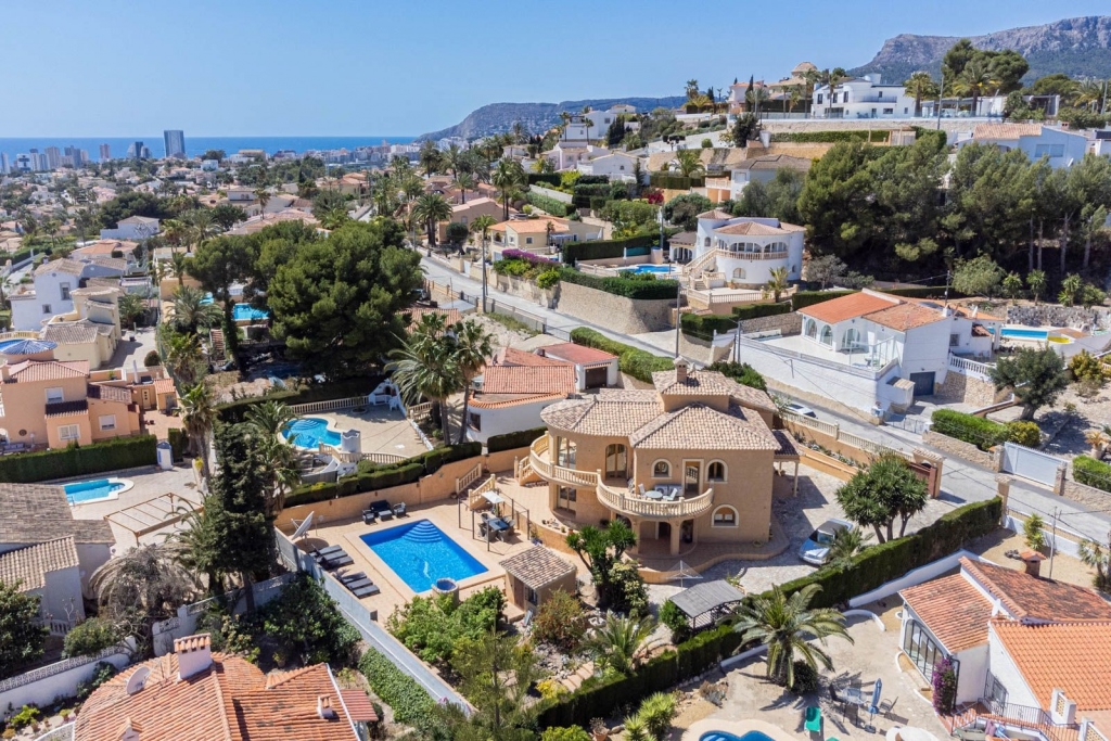 4 bed villa in Calpe