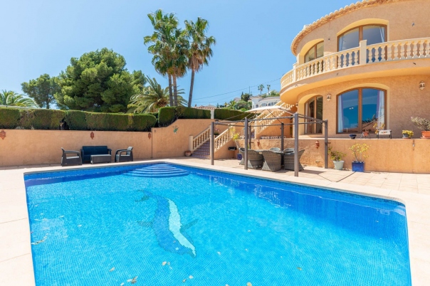 4 bed villa in Calpe