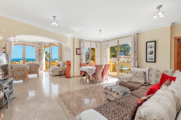 4 bed villa in Calpe