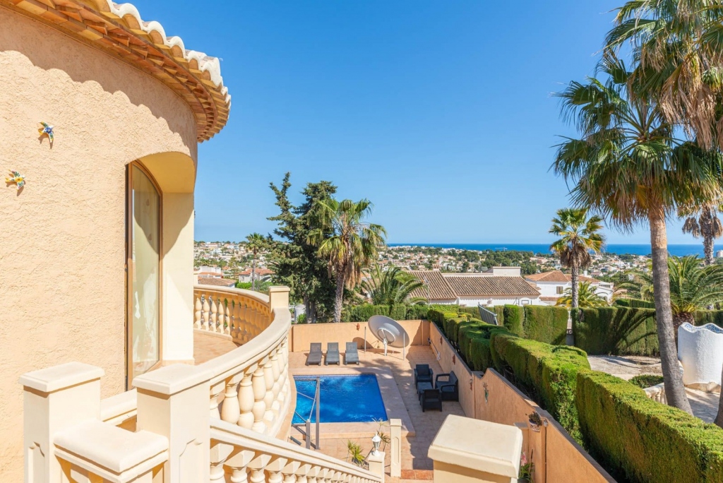 4 bed villa in Calpe