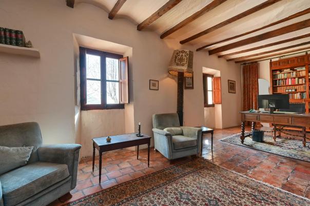 5 bed villas in Denia