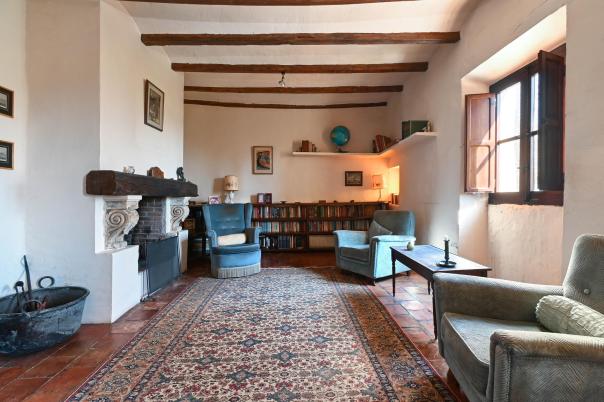 5 bed villas in Denia
