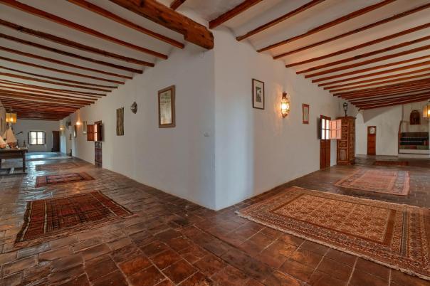 5 bed villas in Denia