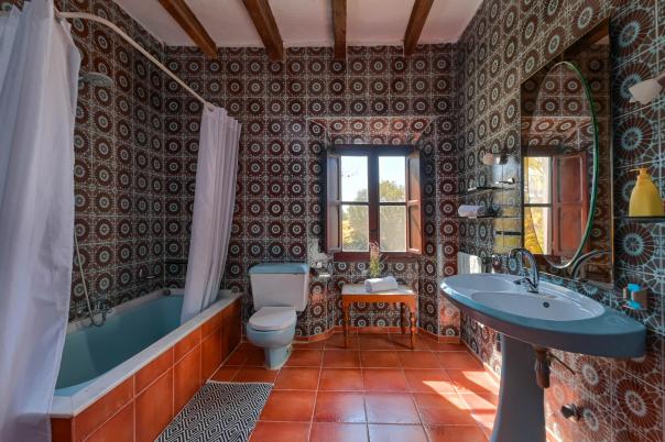 5 bed villas in Denia