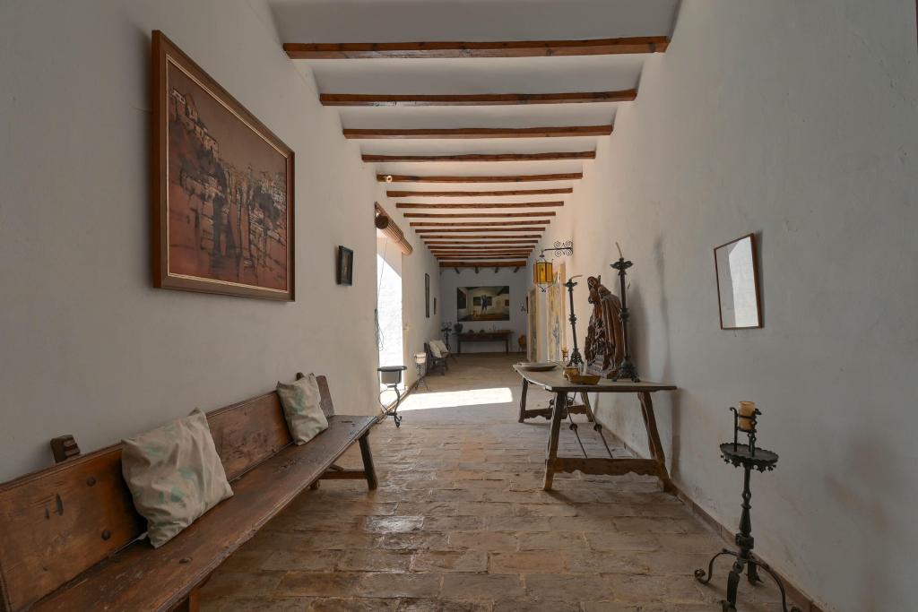 5 bed villas in Denia