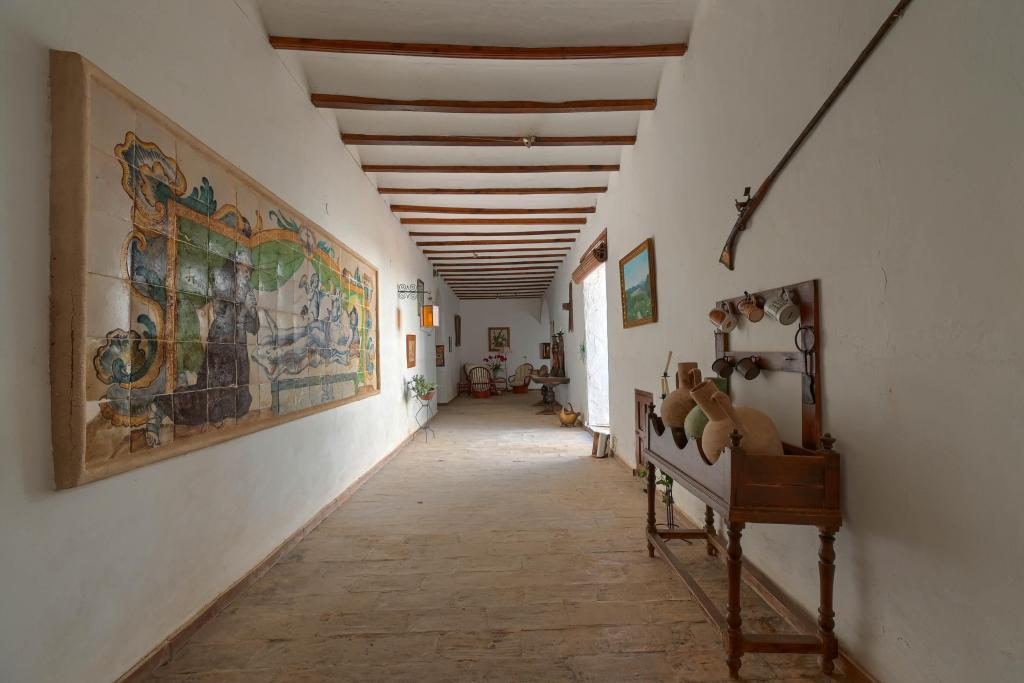 5 bed villas in Denia