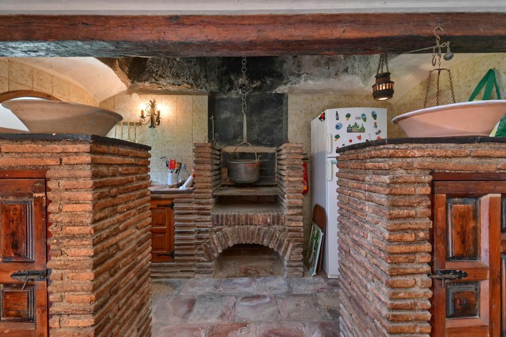 5 bed villas in Denia