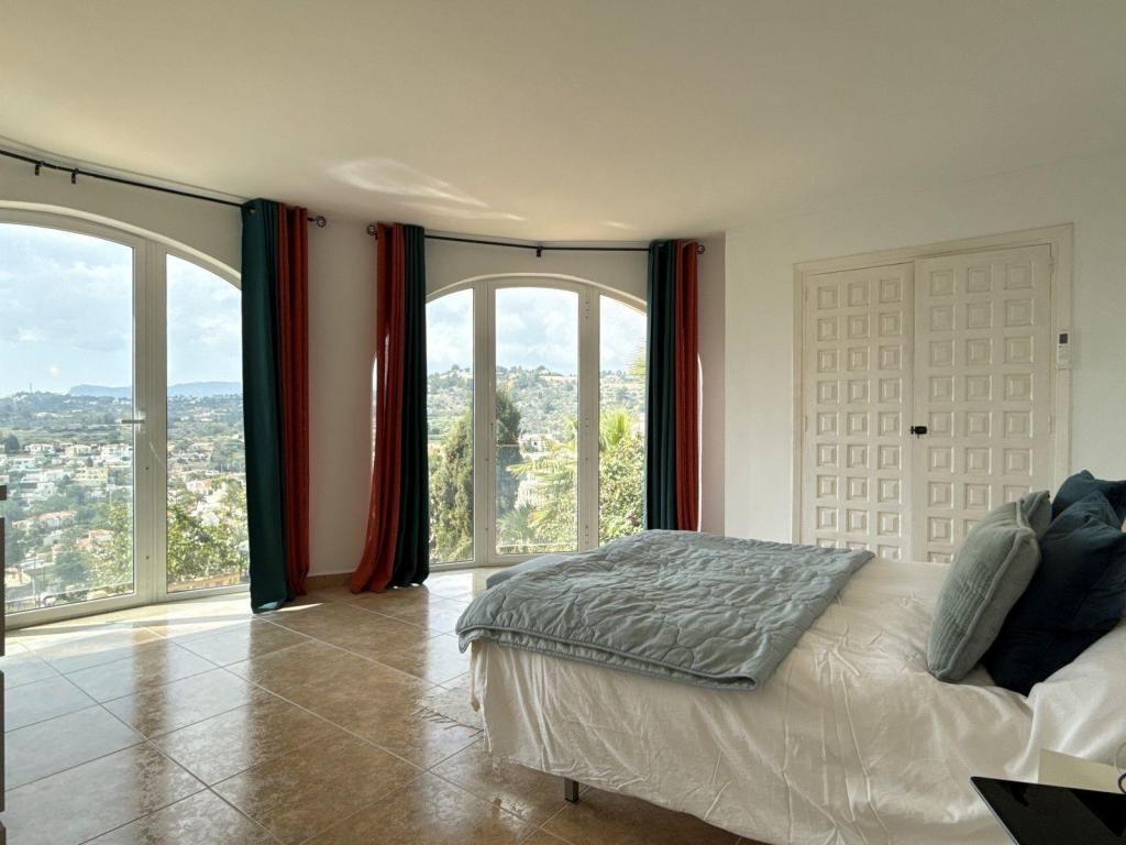 7 bed villa in Benissa