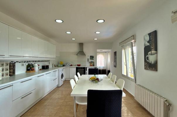 7 bed villa in Benissa