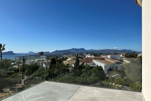 5 bed villa in Benitachell
