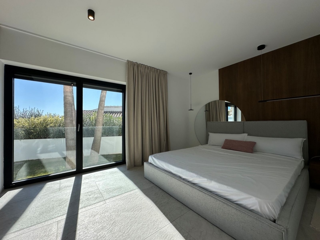 5 bed villa in Benitachell
