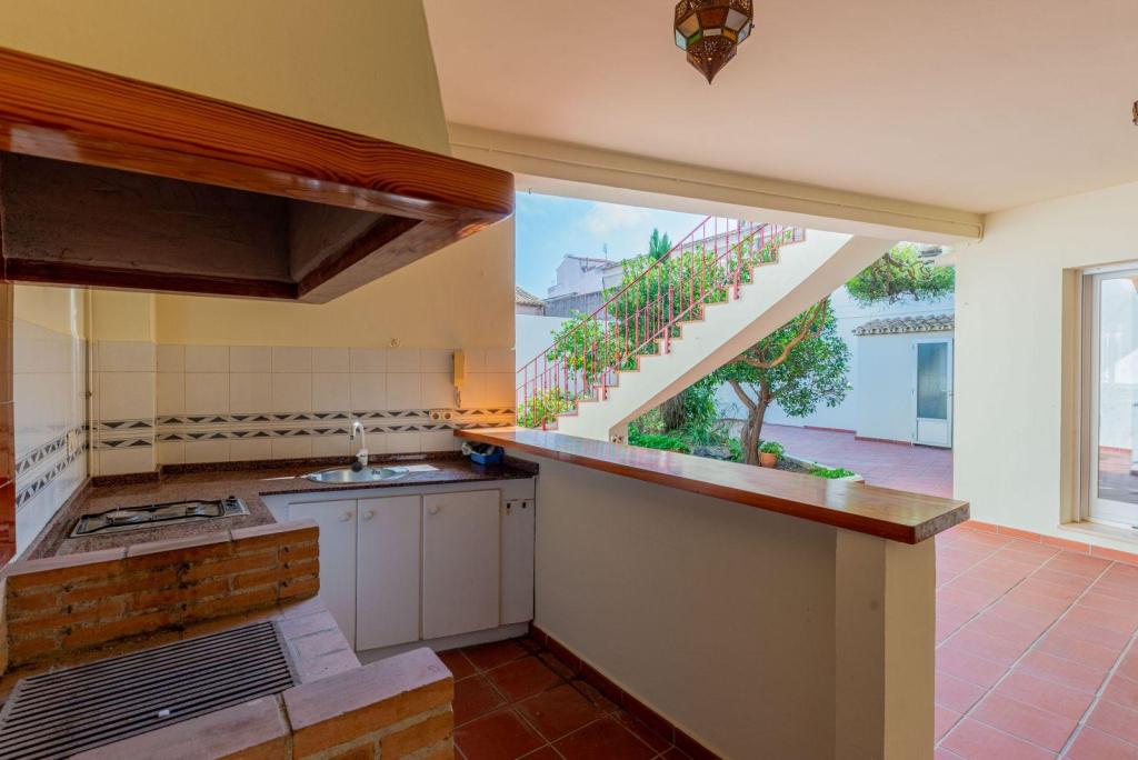 5 bed town_house in Pedreguer