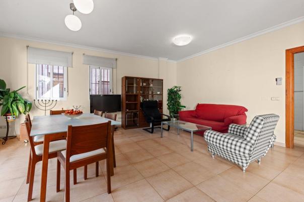 5 bed town_house in Pedreguer