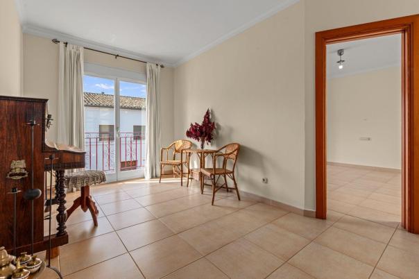 5 bed town_house in Pedreguer