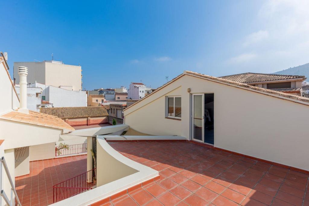 5 bed town_house in Pedreguer